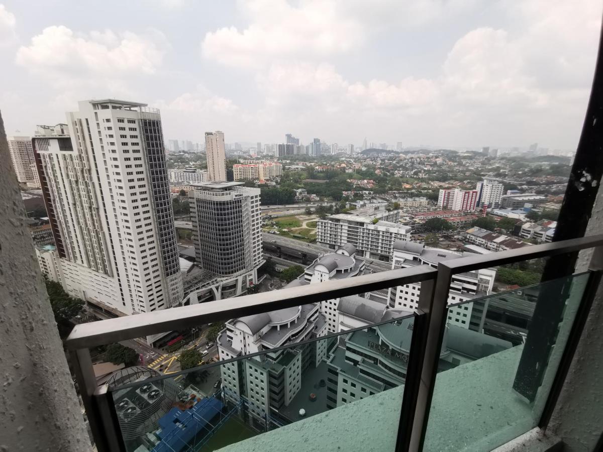 The Ooak Suites And Residence@ Kiara 163 Kuala Lumpur Esterno foto